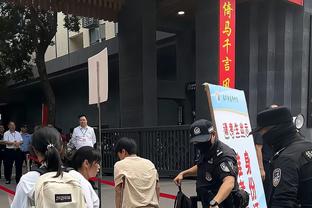 拜因体育：埃托奥因非洲杯成绩不佳提出辞职，被喀麦隆足协拒绝