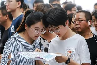 足球报：西海岸红牌稍显苛刻 阿兰目前状态回国足几乎没有疑问