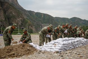 瓦茨克：比赛很棒就像坐过山车一样 不相信巴黎还能继续逆转